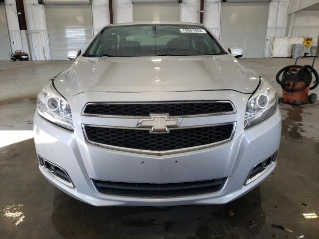 1G11C5SA1DF323225 - 2013 CHEVROLET MALIBU 1LT 银色 照片 5