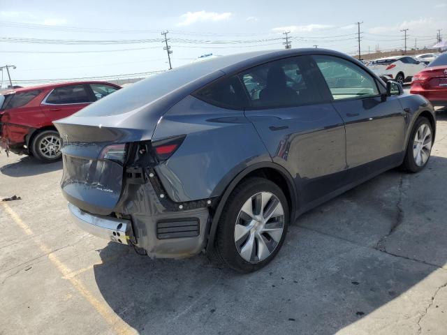 7SAYGDEEXPA037661 - 2023 TESLA MODEL Y GRAY photo 3