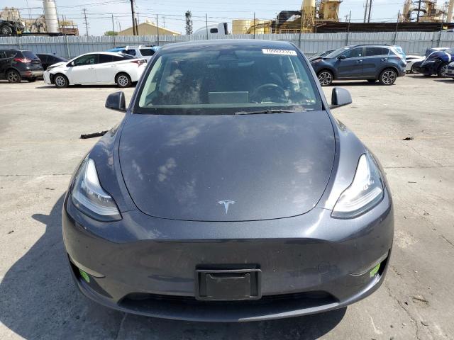 7SAYGDEEXPA037661 - 2023 TESLA MODEL Y GRAY photo 5