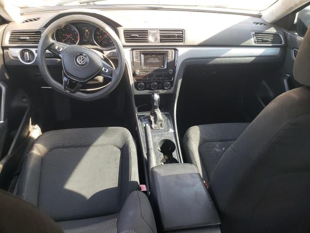 1VWAT7A38GC015686 - 2016 VOLKSWAGEN PASSAT S SILVER photo 8