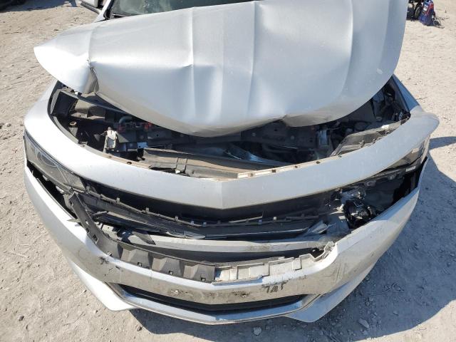 1G1105SA9JU140512 - 2018 CHEVROLET IMPALA LT 银色 照片 11