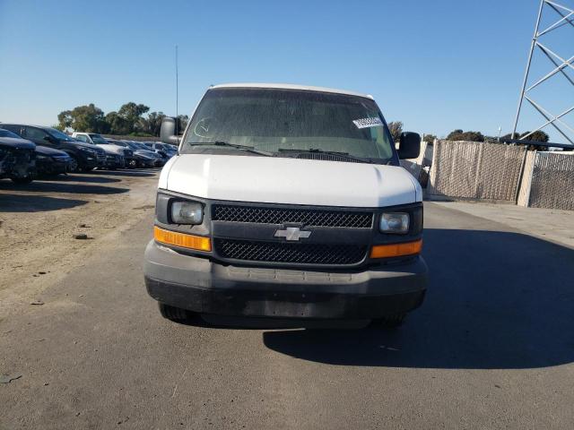 1GCGG25CX81215691 - 2008 CHEVROLET EXPRESS G2 WHITE photo 5