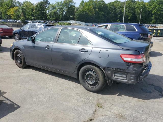 4T1BF3EK5AU008247 - 2010 TOYOTA CAMRY BASE GRAY photo 2