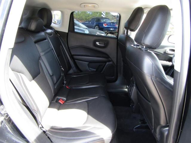 3C4NJDBB5JT1473XX - 2018 JEEP COMPASS LATITUDE Czarny zdjęcie 6