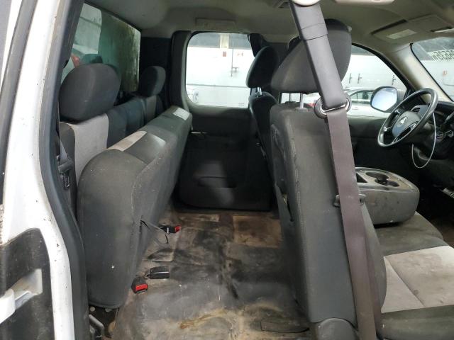 1GCHC29K27E577801 - 2007 CHEVROLET SILVERADO C2500 HEAVY DUTY WHITE photo 10