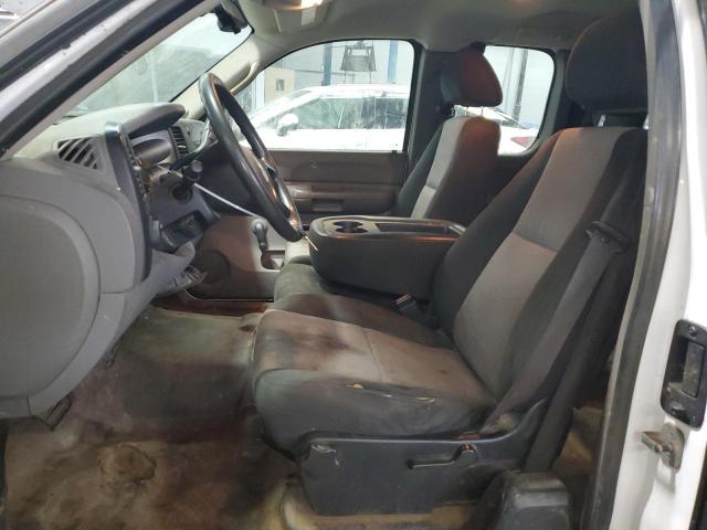 1GCHC29K27E577801 - 2007 CHEVROLET SILVERADO C2500 HEAVY DUTY WHITE photo 7