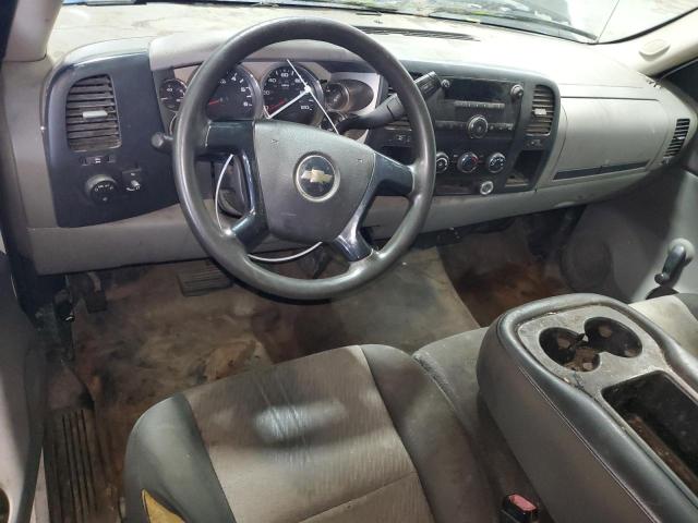 1GCHC29K27E577801 - 2007 CHEVROLET SILVERADO C2500 HEAVY DUTY WHITE photo 8