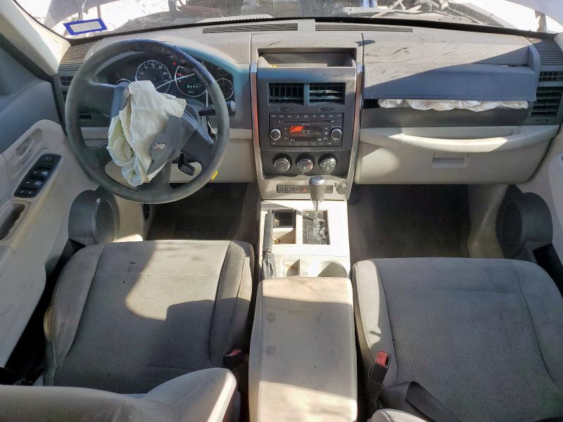 1J8GP28K08W188239 - 2008 JEEP LIBERTY SPORT BLUE photo 8