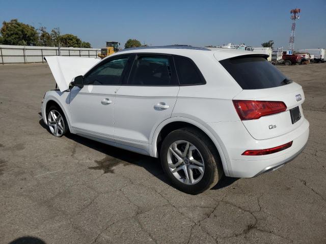WA1ANAFY8J2234220 - 2018 AUDI Q5 PREMIUM 白色 照片 2