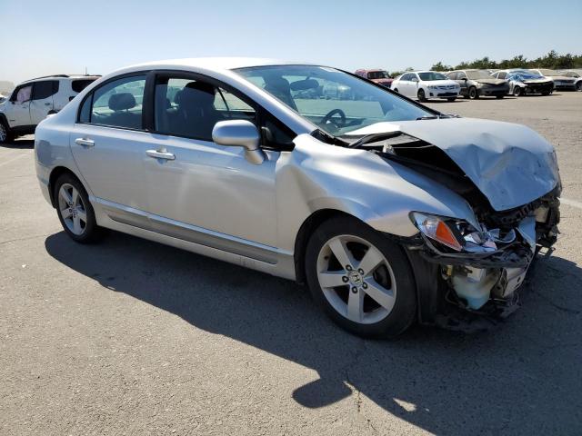 19XFA1F62AE017691 - 2010 HONDA CIVIC LX-S 银色 照片 4