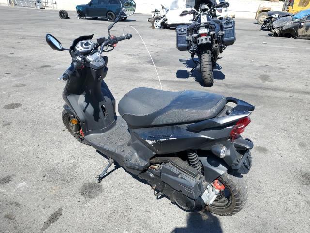 RFGBS1LE8JXXA2259 - 2018 LANCIA SCOOTER BLACK photo 3