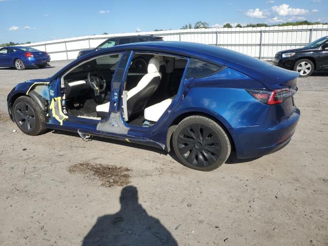 5YJ3E1EB5NF101610 - 2022 TESLA MODEL 3 Синій фото 2