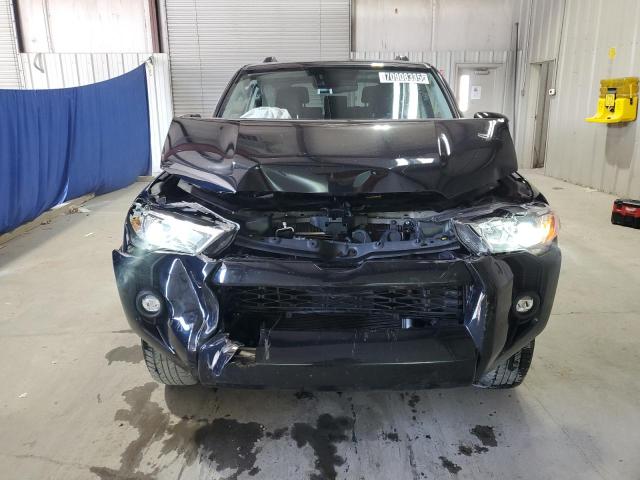 JTEEU5JRXR5310625 - 2024 TOYOTA 4RUNNER SR5 黑色 照片 5
