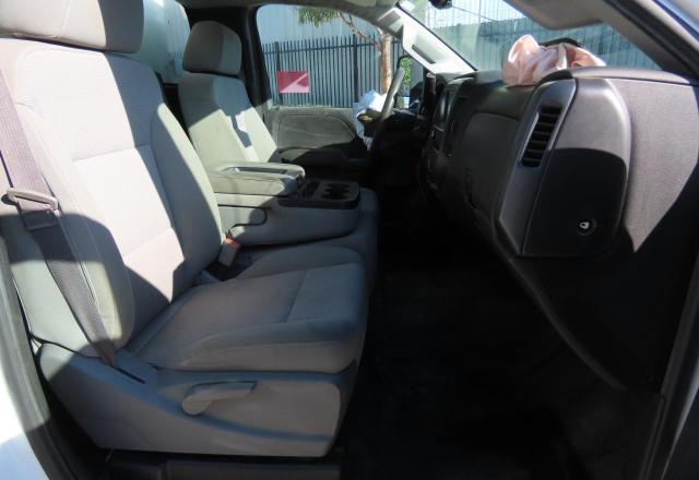 1GB0CUEG7HZ278152 - 2017 CHEVROLET SILVERADO C2500 HEAVY DUTY WHITE photo 5