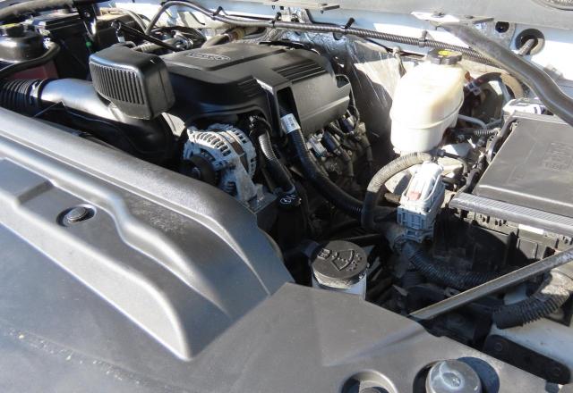 1GB0CUEG7HZ278152 - 2017 CHEVROLET SILVERADO C2500 HEAVY DUTY WHITE photo 7