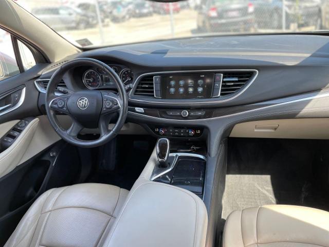 5GAERBKW2JJ193886 - 2018 BUICK ENCLAVE ESSENCE თაფლისფერი ფოტო 9