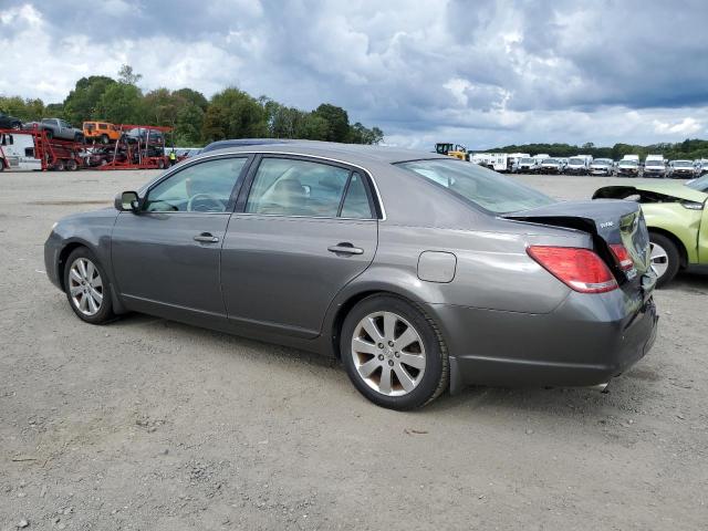 4T1BK36B06U141788 - 2006 TOYOTA AVALON XL GRAY photo 2