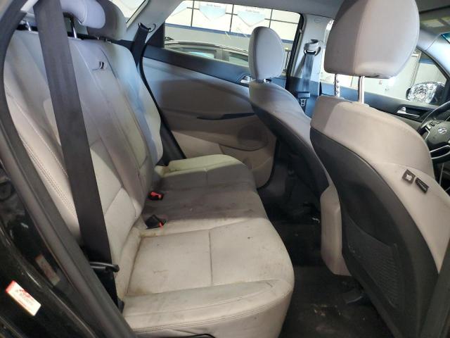 KM8J2CA49KU978912 - 2019 HYUNDAI TUCSON SE BLACK photo 11