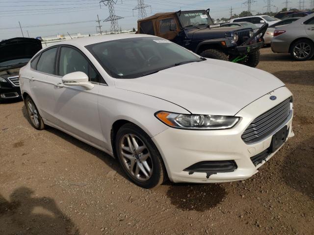 3FA6P0H76GR306725 - 2016 FORD FUSION SE WHITE photo 4