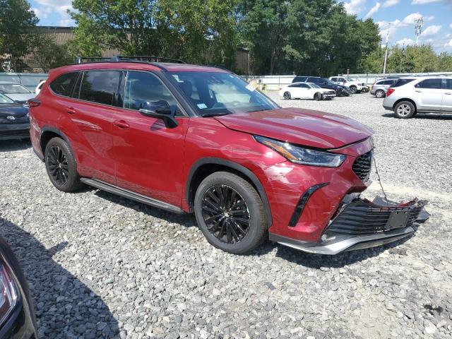 5TDKDRBH0PS008465 - 2023 TOYOTA HIGHLANDER L RED photo 4