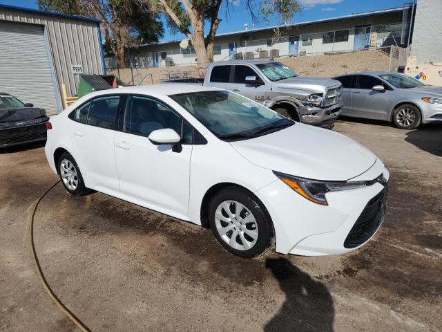 5YFB4MDE7RP193499 - 2024 TOYOTA COROLLA LE 白色 照片 4