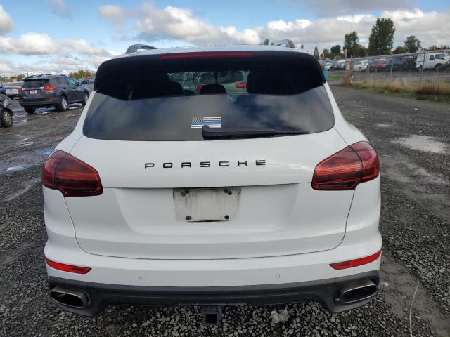 WP1AA2A24JKA02447 - 2018 PORSCHE CAYENNE WHITE photo 6