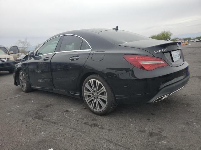 WDDSJ4EB3KN767716 - 2019 MERCEDES-BENZ CLA 250 أسود صورة 2