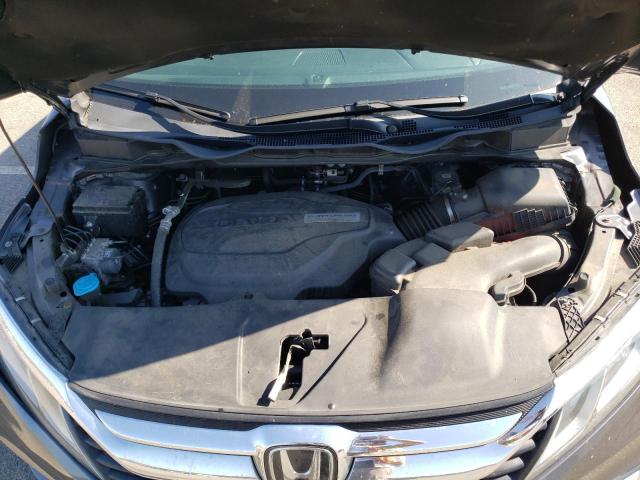 5FNRL6H57JB095869 - 2018 HONDA ODYSSEY EX GRAY photo 11