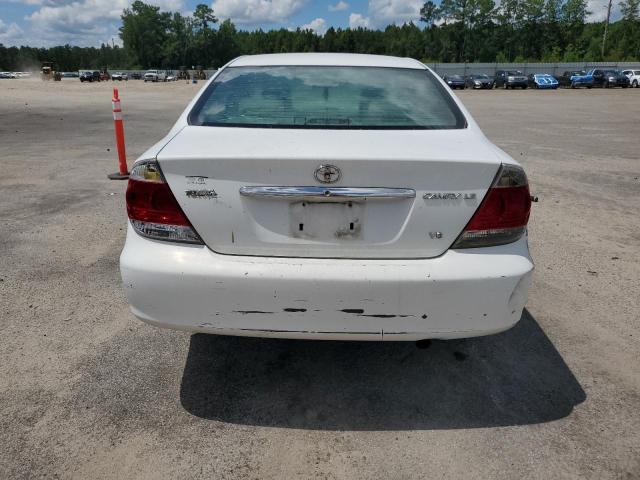 4T1BF32K25U606533 - 2005 TOYOTA CAMRY LE WHITE photo 12
