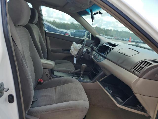 4T1BF32K25U606533 - 2005 TOYOTA CAMRY LE WHITE photo 13