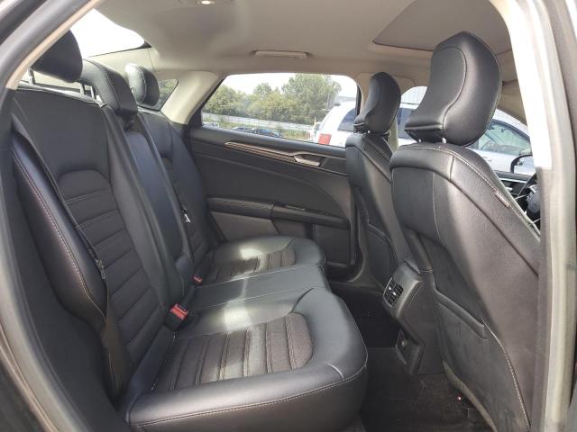 3FA6P0H9XHR334823 - 2017 FORD FUSION SE CHARCOAL photo 10