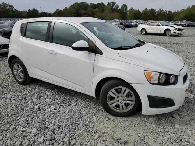 1G1JA6SH8C4138334 - 2012 CHEVROLET SONIC LS WHITE photo 4