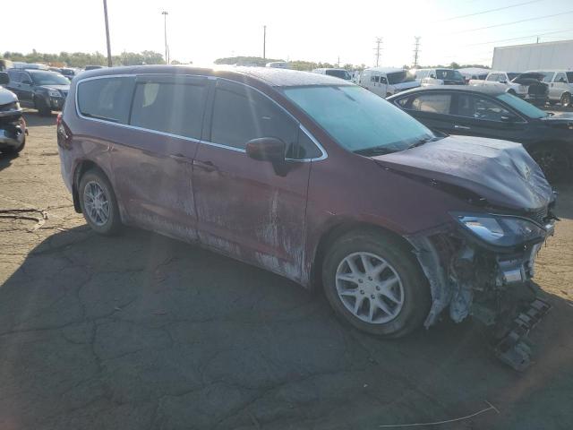 2C4RC1DGXHR521479 - 2017 CHRYSLER PACIFICA TOURING MAROON photo 4