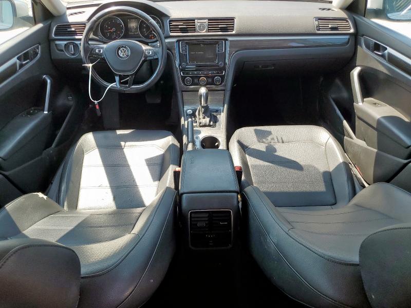 1VWBT7A39HC025519 - 2017 VOLKSWAGEN PASSAT SE ვერცხლისფერი ფოტო 8