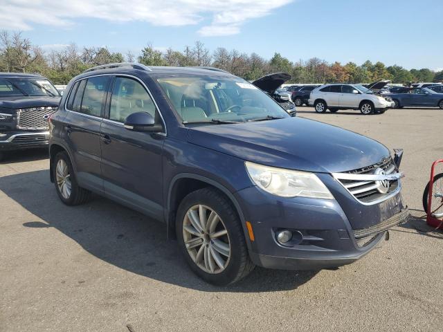 WVGBV7AX8BW556342 - 2011 VOLKSWAGEN TIGUAN S BLUE photo 4