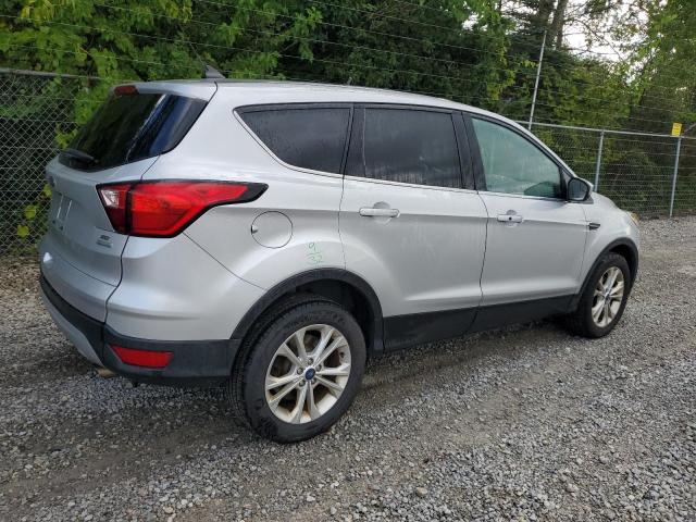 1FMCU0GD1KUA60211 - 2019 FORD ESCAPE SE Plata foto 3