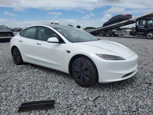5YJ3E1EA6SF034101 - 2025 TESLA MODEL 3 თეთრი ფოტო 4
