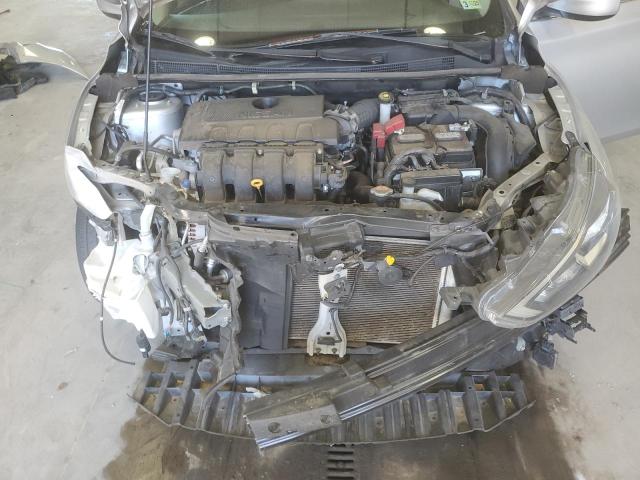 3N1AB7AP3KY210672 - 2019 NISSAN SENTRA S 银色 照片 11