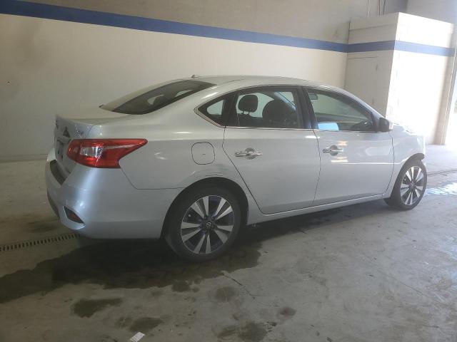 3N1AB7AP3KY210672 - 2019 NISSAN SENTRA S 银色 照片 3
