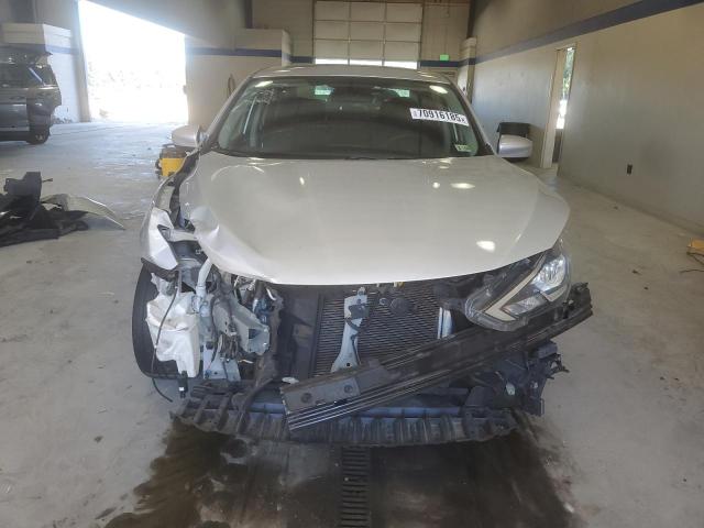 3N1AB7AP3KY210672 - 2019 NISSAN SENTRA S 银色 照片 5