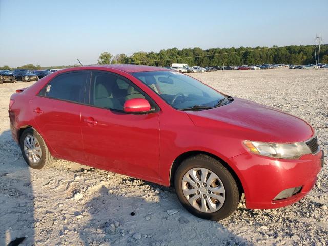 KNAFU4A2XD5739551 - 2013 KIA FORTE EX RED photo 4