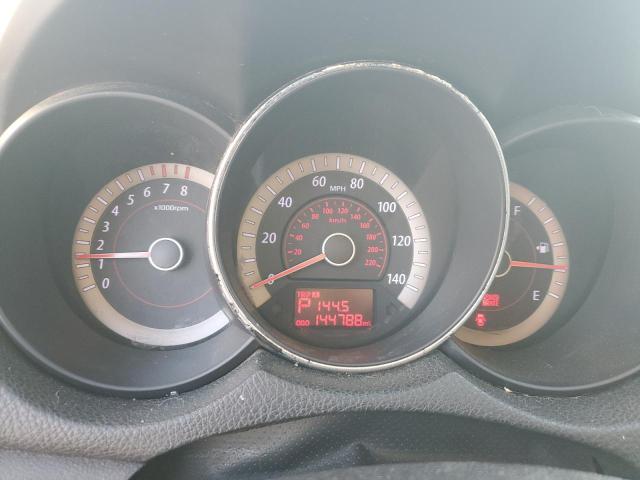 KNAFU4A2XD5739551 - 2013 KIA FORTE EX RED photo 9