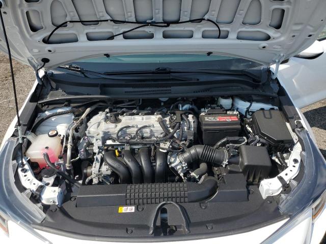 5YFEPMAE8NP319467 - 2022 TOYOTA COROLLA LE WHITE photo 11