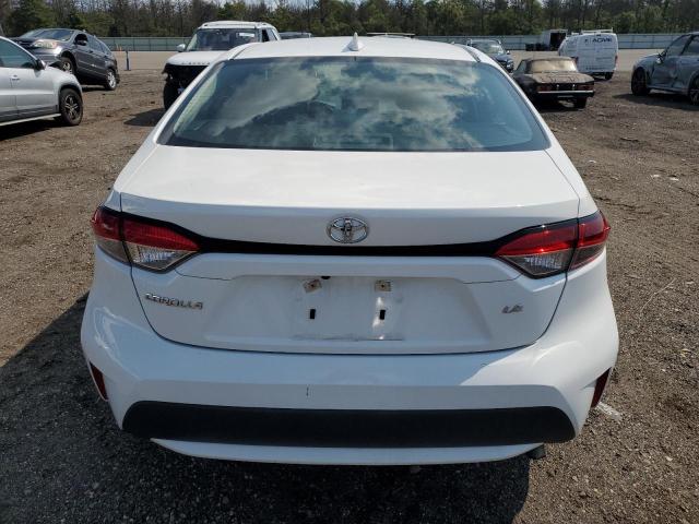 5YFEPMAE8NP319467 - 2022 TOYOTA COROLLA LE WHITE photo 6