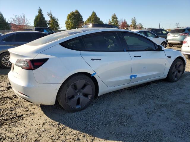 5YJ3E1EB8NF207646 - 2022 TESLA MODEL 3 WHITE photo 3