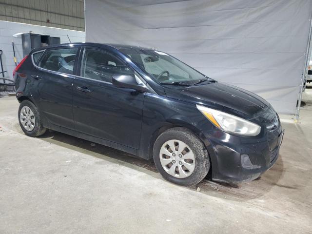 KMHCT5AE3HU312695 - 2017 HYUNDAI ACCENT SE BLACK photo 4