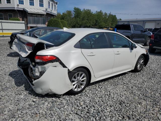 5YFHPRAE6LP054488 - 2020 TOYOTA COROLLA LE 白色 照片 3