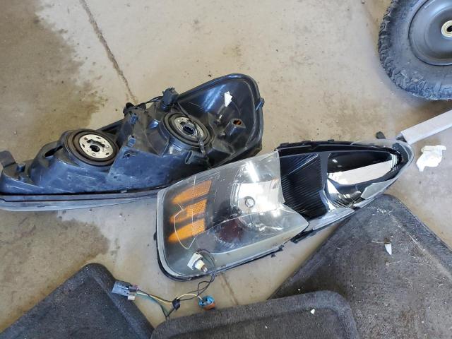 2G2WP552071122275 - 2007 PONTIAC GRAND PRIX 白色 照片 12