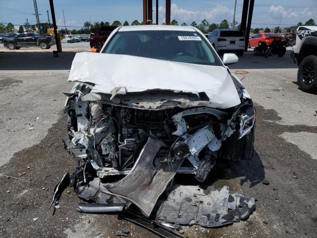 4T1C11AK6NU067262 - 2022 TOYOTA CAMRY LE WHITE photo 5