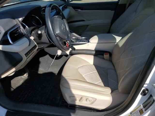 4T1B11HK7JU039031 - 2018 TOYOTA CAMRY L WHITE photo 7